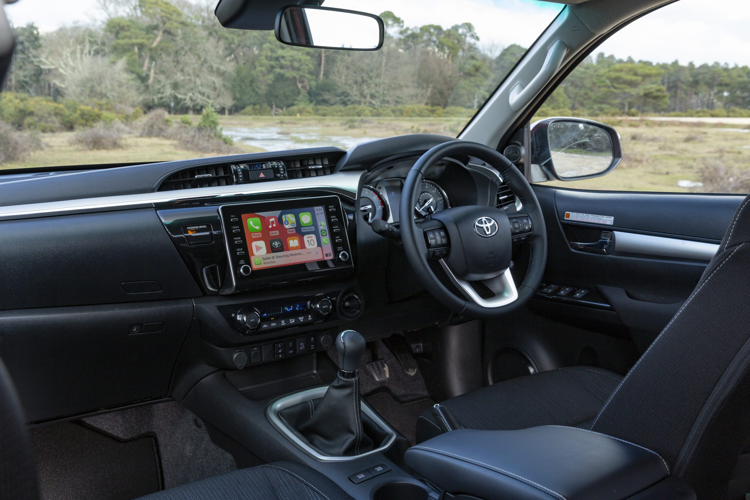 hilux invincible interior