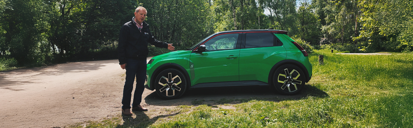 Renault 5 Car Review- Is it Revolutionary?