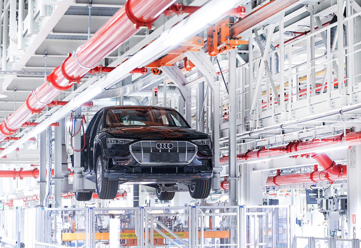 audi electric car manufacturing