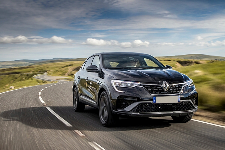 RENAULT ARKANA ESTATE Techno