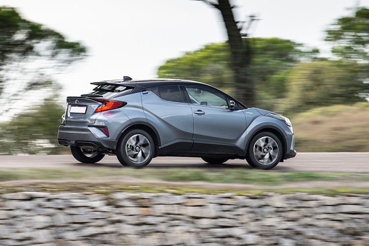 TOYOTA C-HR HATCHBACK Icon