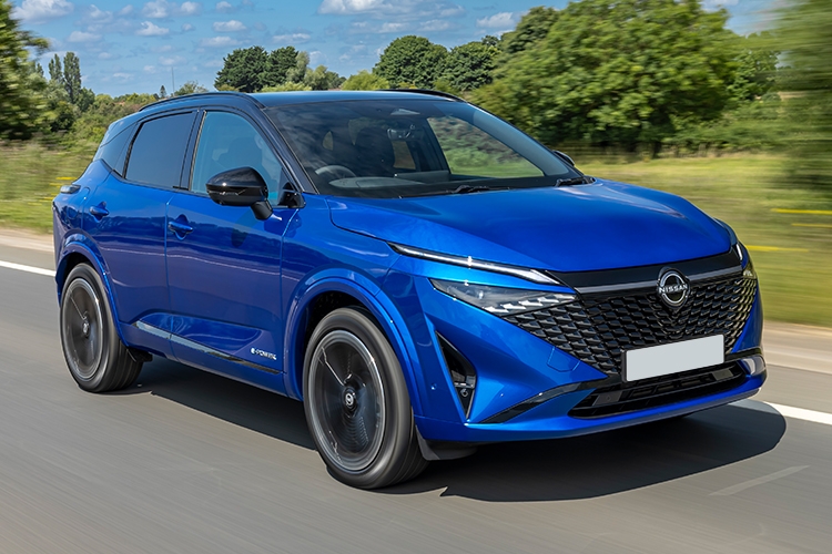 NISSAN QASHQAI HATCHBACK Tekna