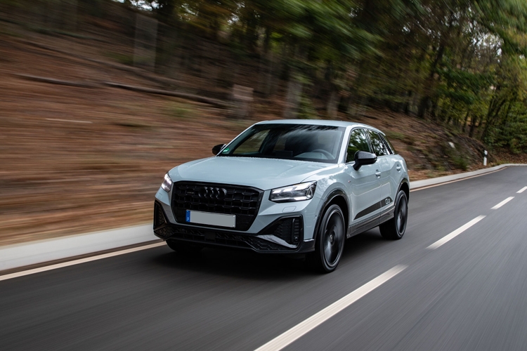 AUDI Q2 ESTATE Black Edition