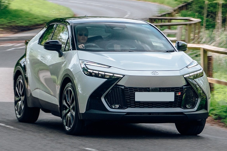 TOYOTA C-HR HATCHBACK Design