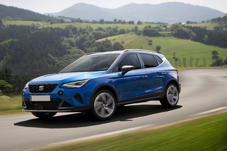 blue seat arona 1.0 TSI